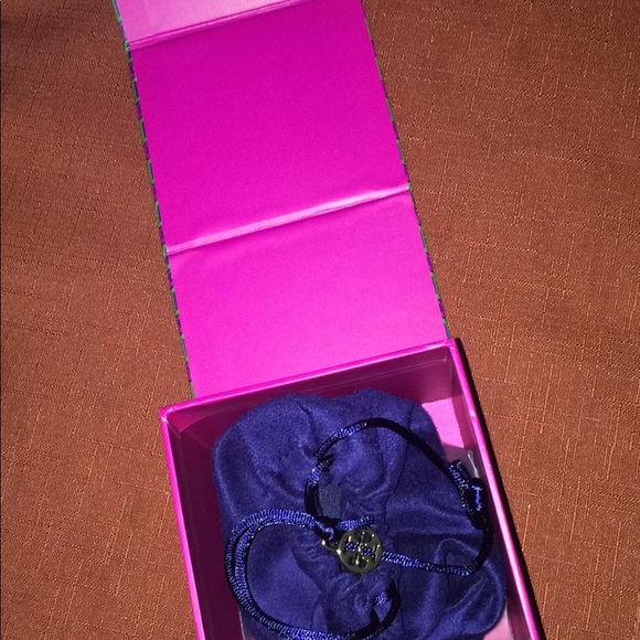 Tory Burch Fitbit wrap bracelet - Picture 5 of 7